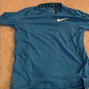 Nike tee
